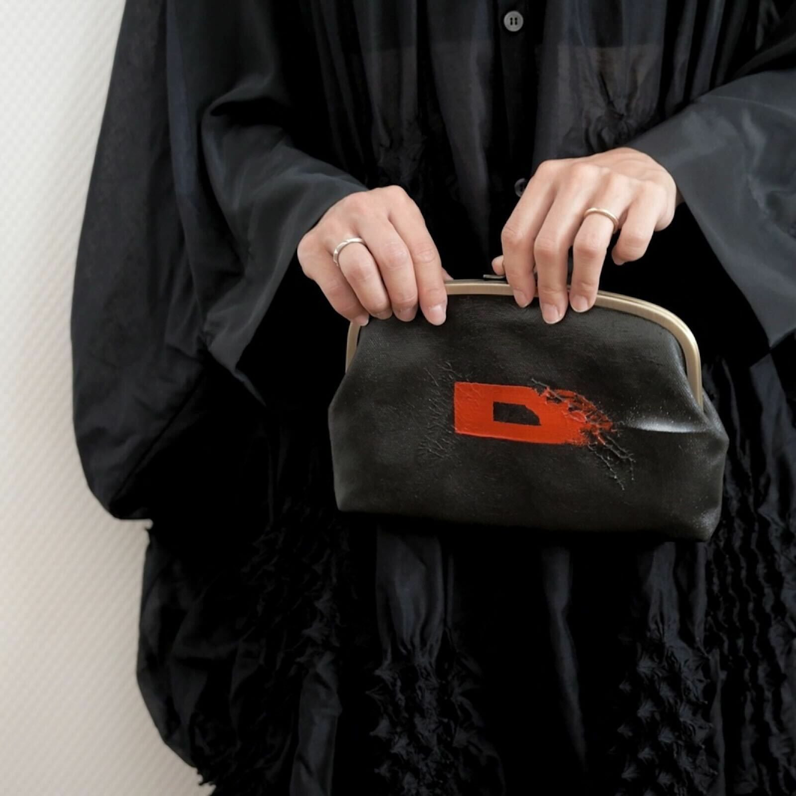 ちょっとしたお出かけから特別 な日の装いまでコーディネートをぐっと