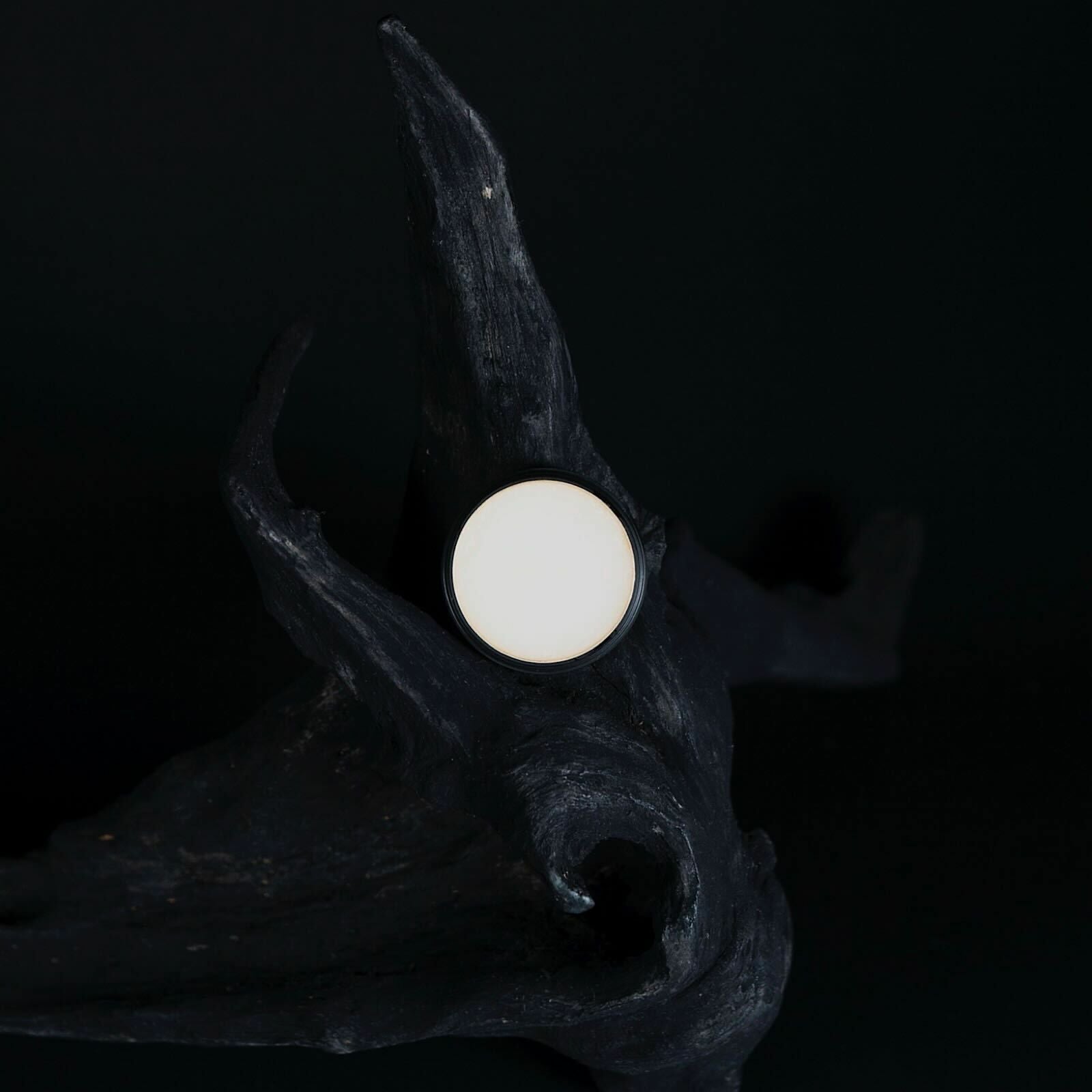 ちょっとしたお出かけから特別 な日の装いまでコーディネートをぐっと